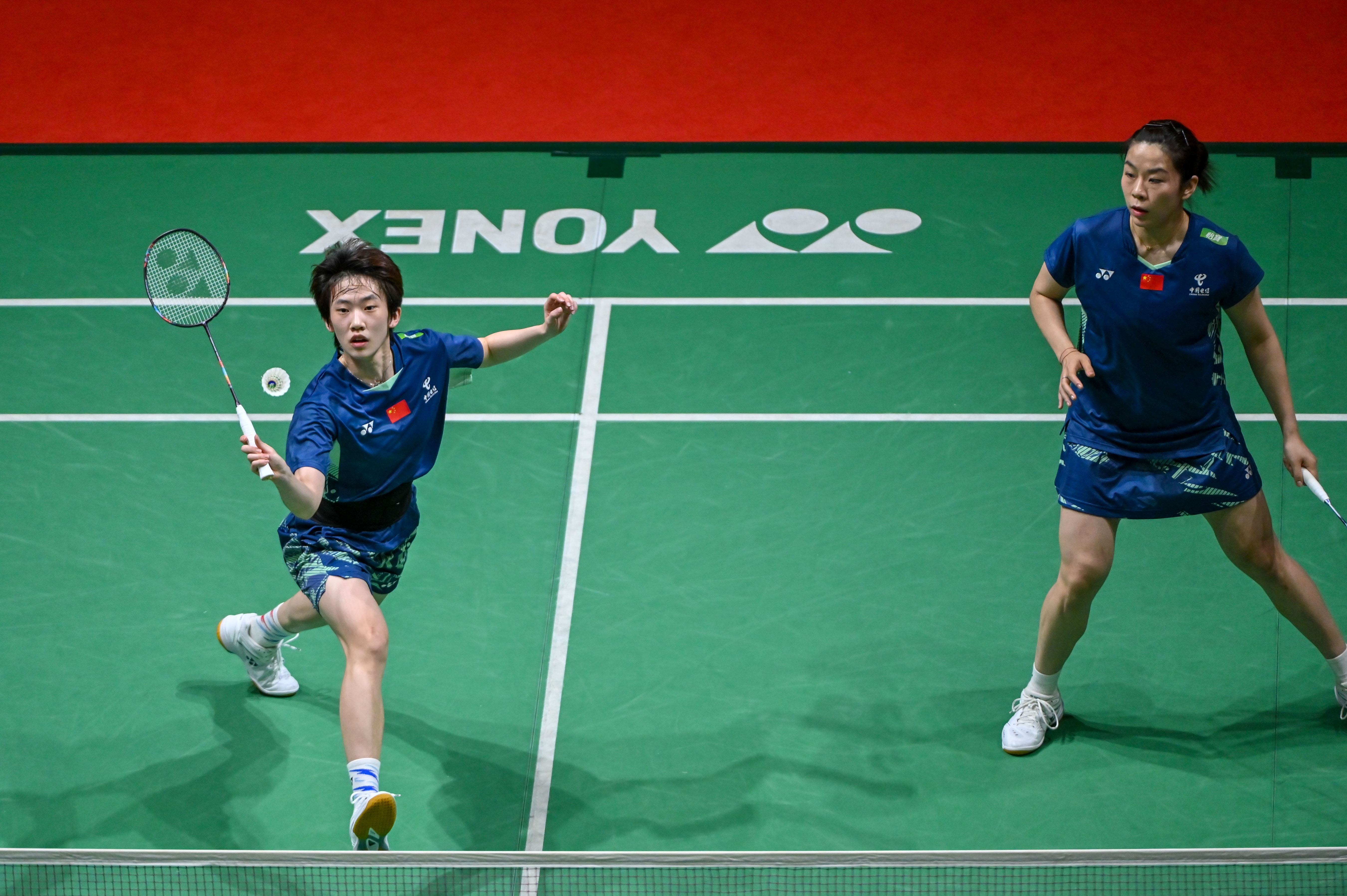 包含马来西亚羽毛球队险胜泰国羽毛球队，陶菲克统治全场的词条