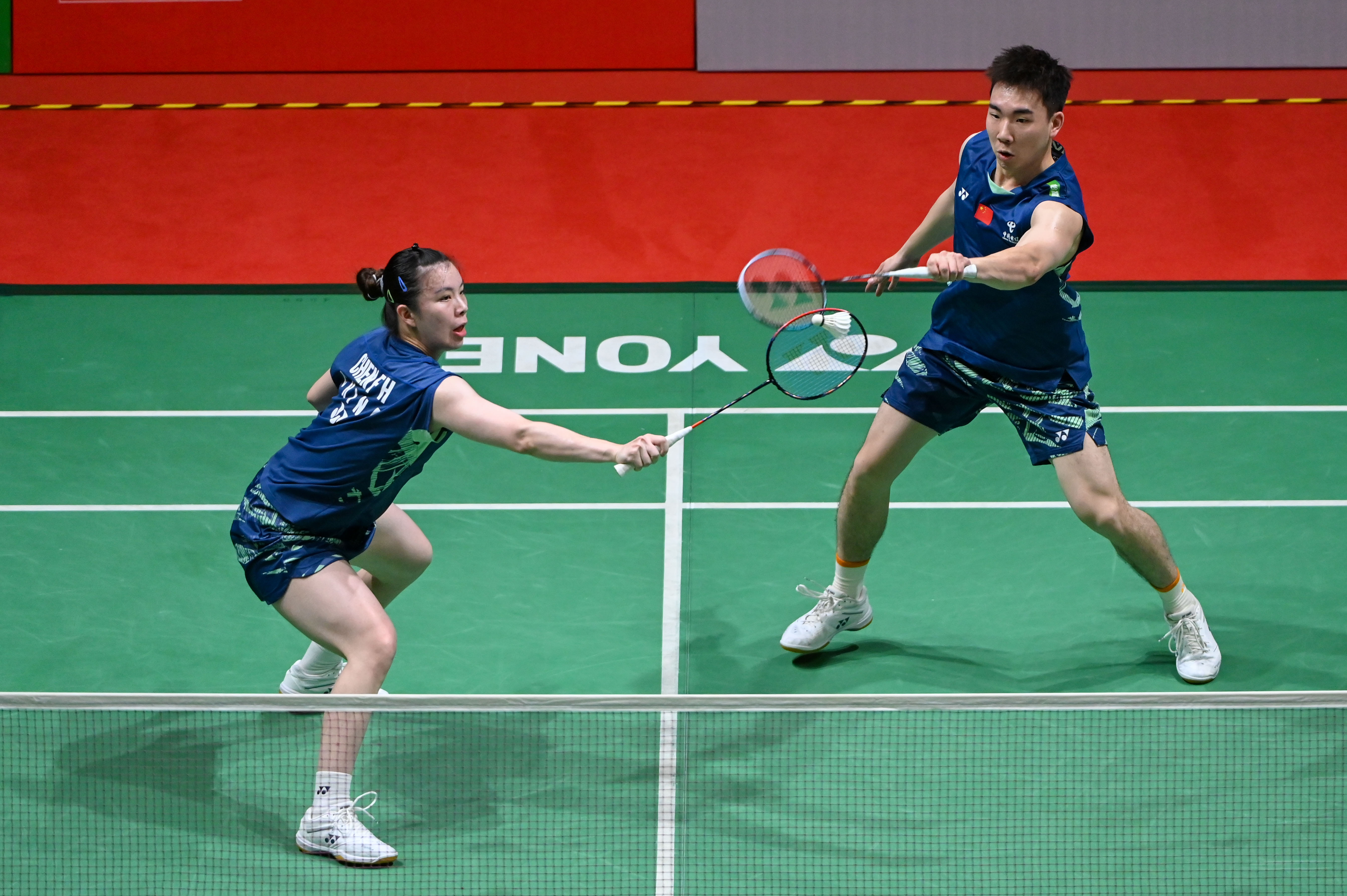 包含印尼羽毛球队完胜马来西亚羽毛球队，马琳关键制胜的词条